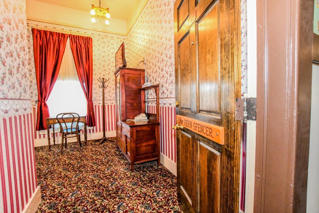 Irma Hotel Коді Екстер'єр фото